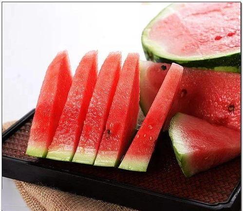 安徽曹县吃瓜女,揭秘网络热点的背后